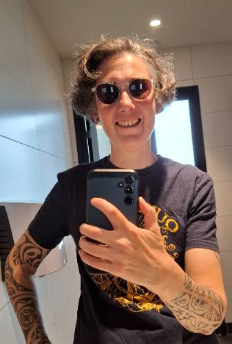 Photo de profil de 2 et 4 pattes sur les routes