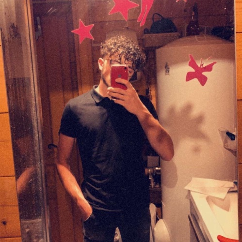 Alex21